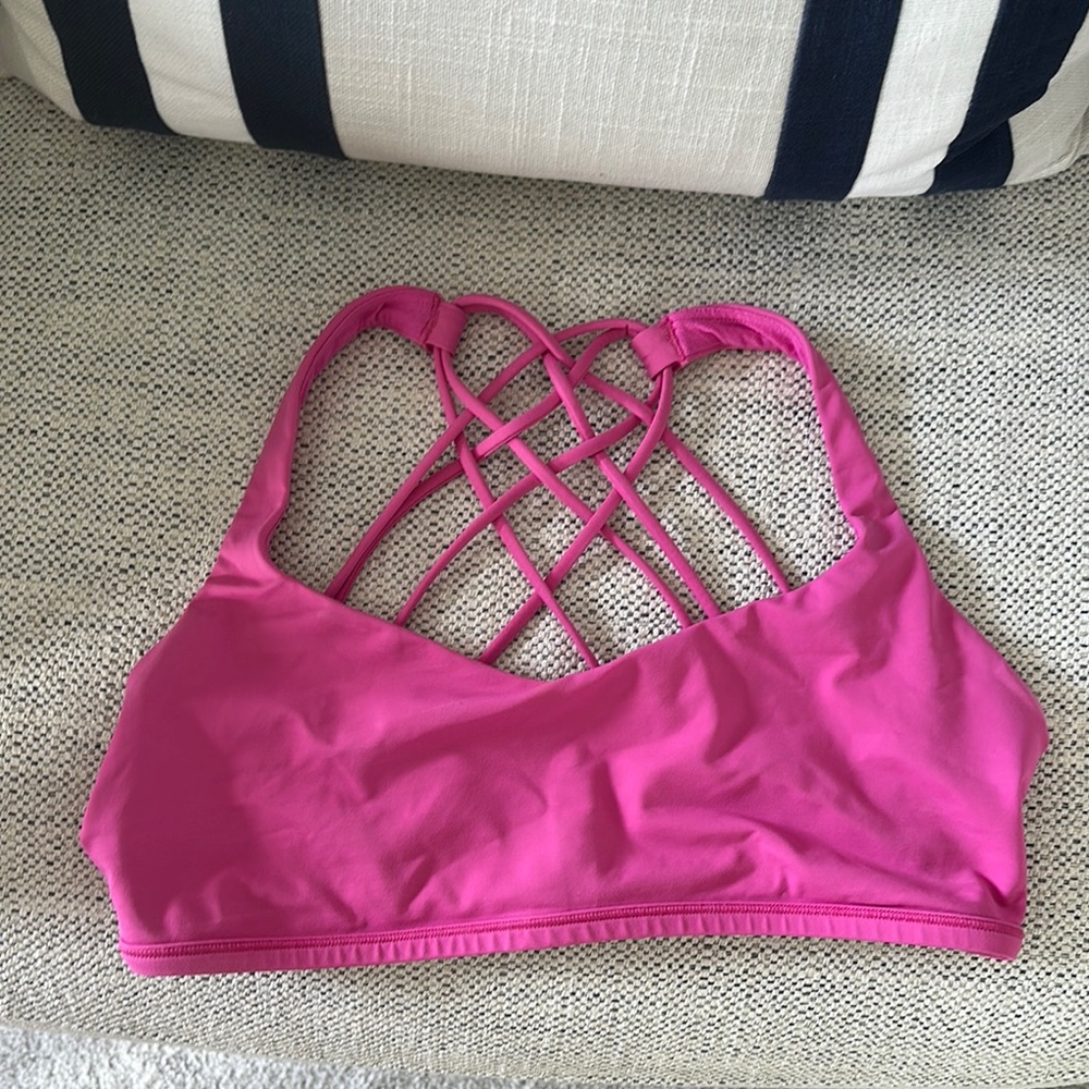Lululemon Women's Pink Strappy sport bra